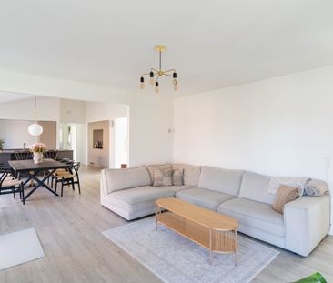 Moderne villa med masser af plads og solrig terrasse - Foto 3
