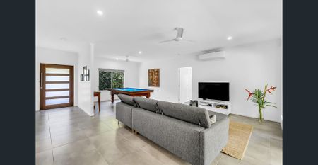 5 Month Lease | Executive Fully Furnished Home Backing Onto Rainforest - Photo 2