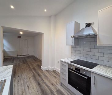 4 bedroom house to rent - Photo 2