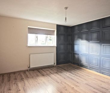 4 bedroom terraced house to rent - Photo 4