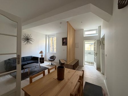 Location Appartement 3 pièces 73m² - Photo 4