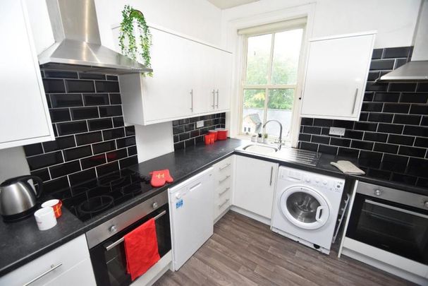 7 bedroom flat to rent - Photo 1