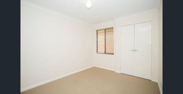 Spacious Villa in Quiet Cul-de-Sac - Photo 1