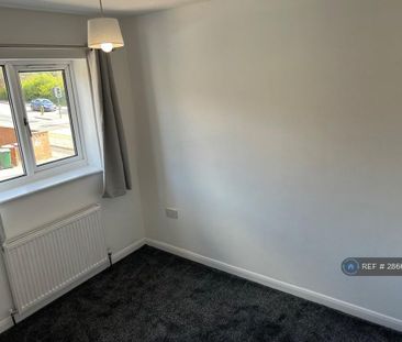3 bedroom terraced house to rent - Photo 5