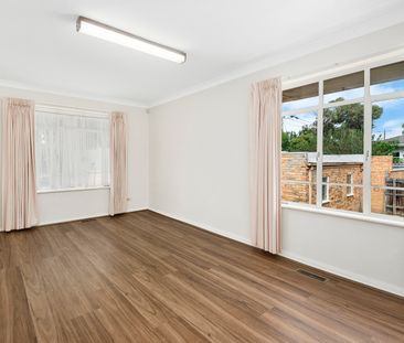 26 Walbundry Avenue, Balwyn North VIC 3104 - House For Rent | Domain - Photo 6