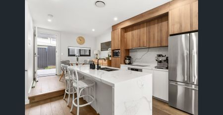 Stylish Near New Two-Bedroom Townhouse in Boutique Complex - Photo 2