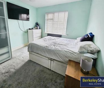 3 bedroom semi-detached house to rent - Photo 6