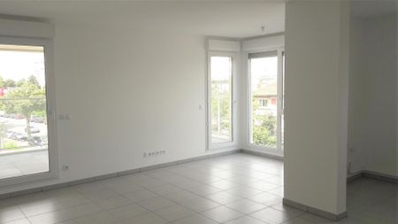 location Appartement F4 DE 82.3m² À VILLEURBANNE - Photo 5