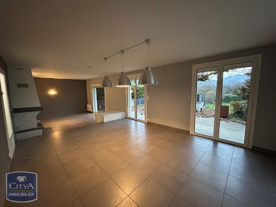 Location Maison 6 pièces 193m² ALBY SUR CHERAN 74540 - Photo 1