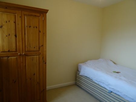 3 bedroom House to rent - Photo 4