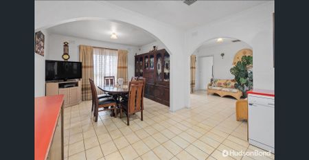 Spacious home. - Photo 5