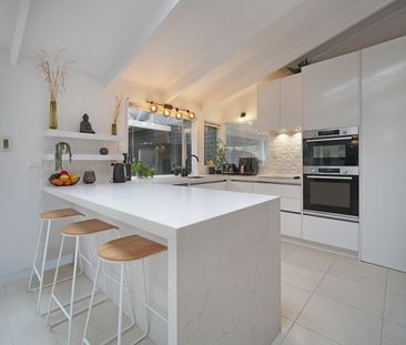 Rare Family Sanctuary in Nature - Photo 1