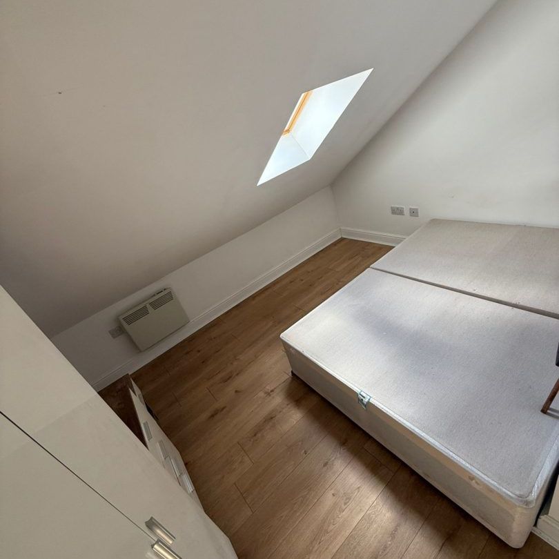 To Let: Grange House, Grange Road, Middlesbrough. TS1 5AU - Photo 1