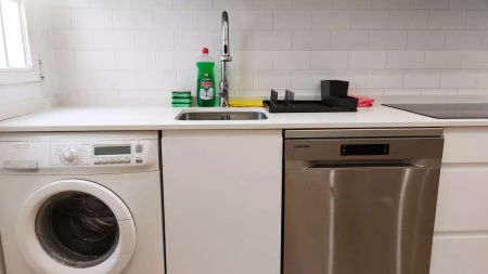 Room in a shared 5-bedroom apartment for rent in Delicias. - Foto 4