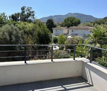 Location Appartement 4 pièces 125 m2 à Ajaccio - Photo 2