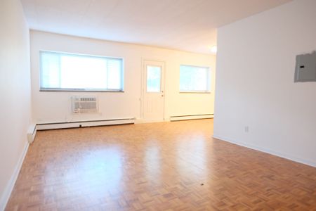 For Lease - 14 Norris Place Unit# 201, St. Catharines, Ontario - Photo 2