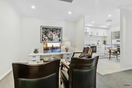 BEAUTIFUL MODERN TWO BEDROOM FURNISHED GRANNY FLAT - Photo 5