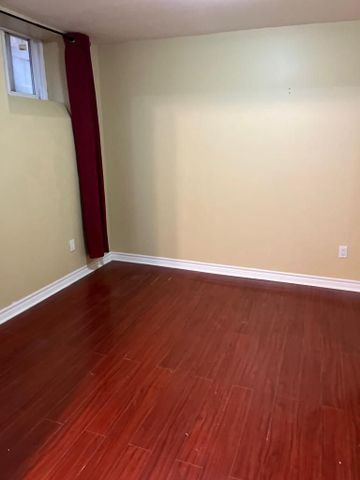 For Lease - 5450 Glen Erin Drive Unit# Basement, Mississauga, Ontario - Photo 4