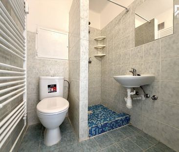 Pronájem bytu 1+1 30 m² - Fotografie 3