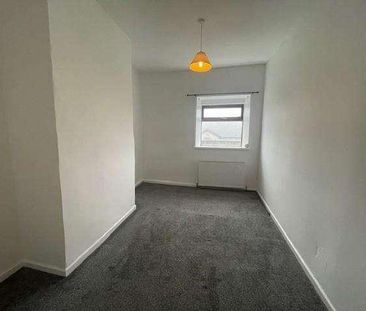 Ambler Thorn, Queensbury, Bradford, BD13 - Photo 1