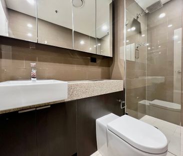 Fully Furnished / Spacious & Convenient 2 bedroom fully furnished a... - Photo 6