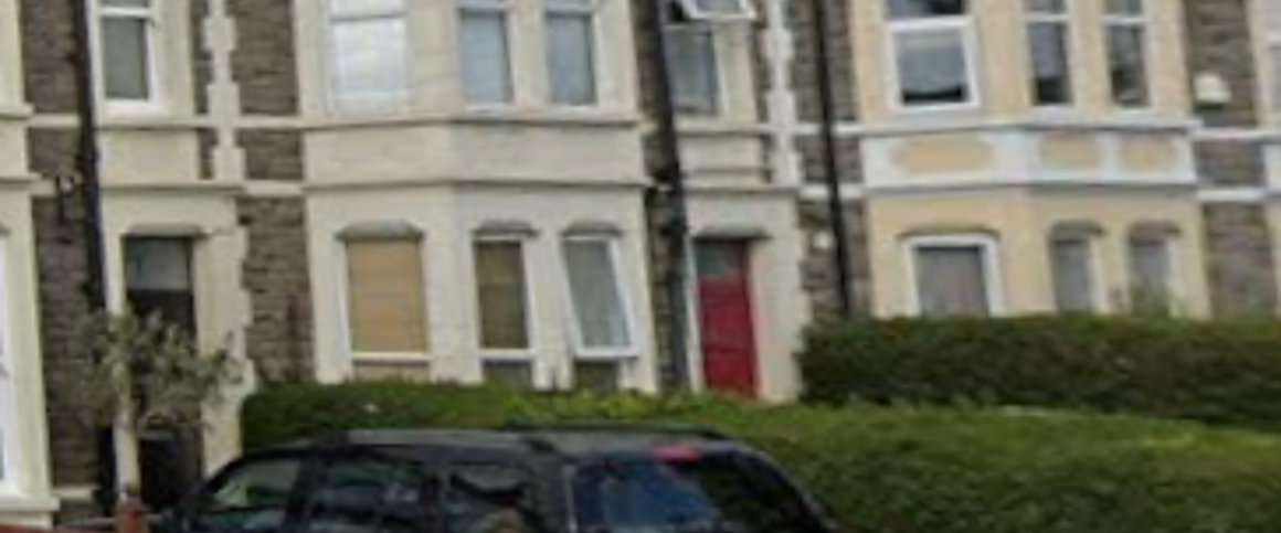 Downend Road Room 1 - Photo 1