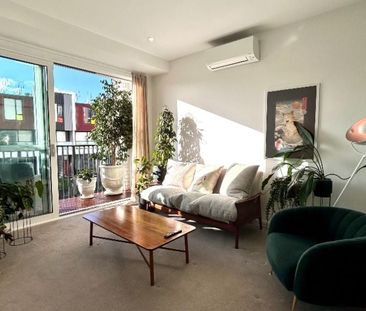 Modern 2BR Apt with Pool & AC! - Photo 1