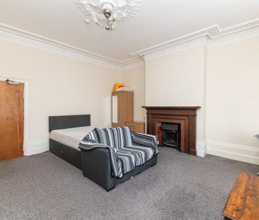 St George's Terrace, Jesmond, Newcastle Upon Tyne - Photo 4