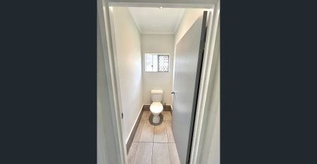 FREE SOLAR - FREE INTERNET - Photo 4