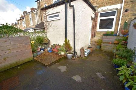 Shafto Terrace, Shield Row, Stanley, DH9 - Photo 4