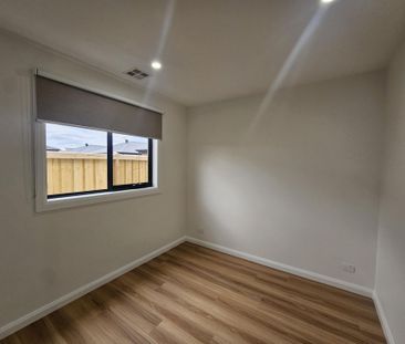 Stunning Family Home - Photo 4