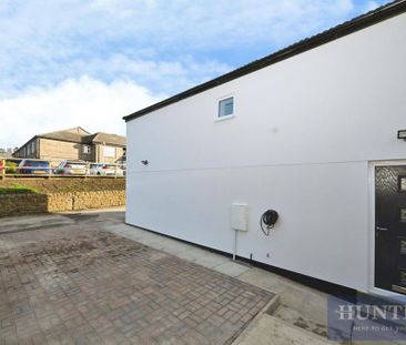 2 bedroom detached house to rent - Photo 3