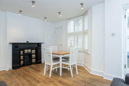 2 bedroom flat to rent - Photo 5