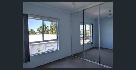 Two Bedroom Unit in Cairns North - Photo 4