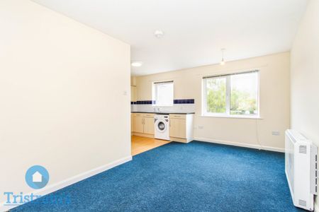 2 bed Apartment for Rent - Photo 4