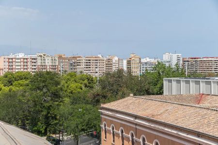 Carrer del Túria, Valencia, Valencian Community 46008 - Photo 5