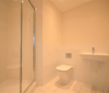 2 bedroom maisonette to rent - Photo 5