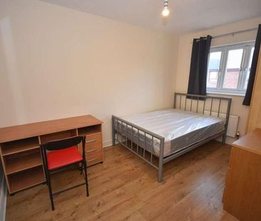 Reilly Street, Hulme, Manchester, M15 - Photo 5