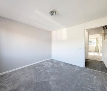 4 bedroom terraced house to rent - Photo 1