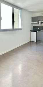 Location Appartement 1 pièce 24m² CALUIRE ET CUIRE 69300 - Photo 4