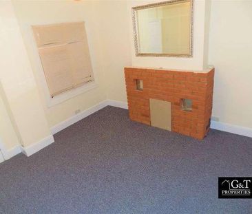 The Promenade, Brierley Hill, DY5 - Photo 4