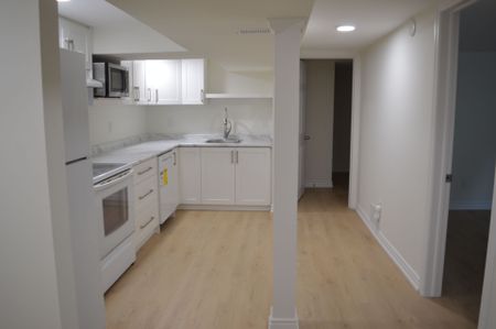 For Lease - 10 Johnson Road Unit# Lower, Aurora, Ontario - Photo 4