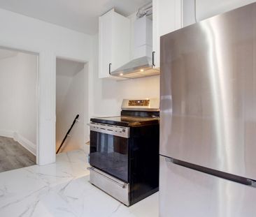 For Lease - 49 Wentworth #Main Street, Hamilton, Ontario - Photo 6