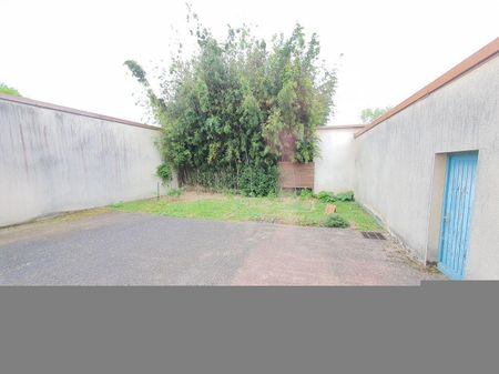 Location Appartement 3 pièces 73m² CHALAMONT 01320 - Photo 3