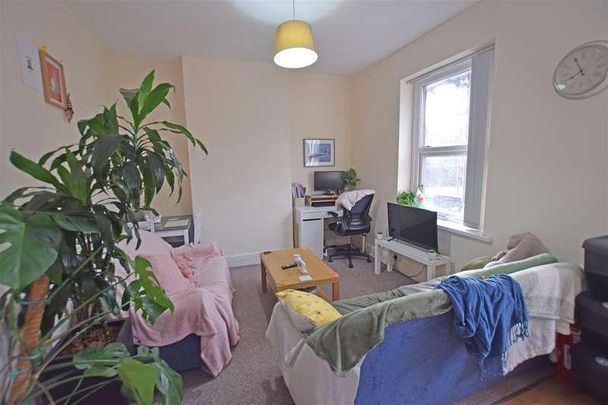 Whitchurch Road, Heath, Cardiff, CF14 - Photo 1