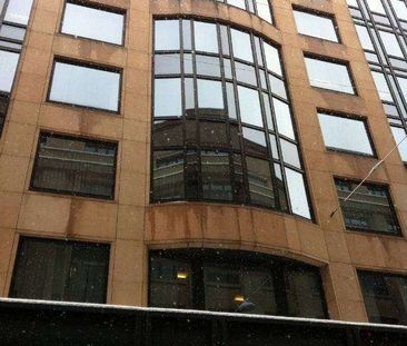 Studio meublé en attique avec balcon au centre ville - Foto 2