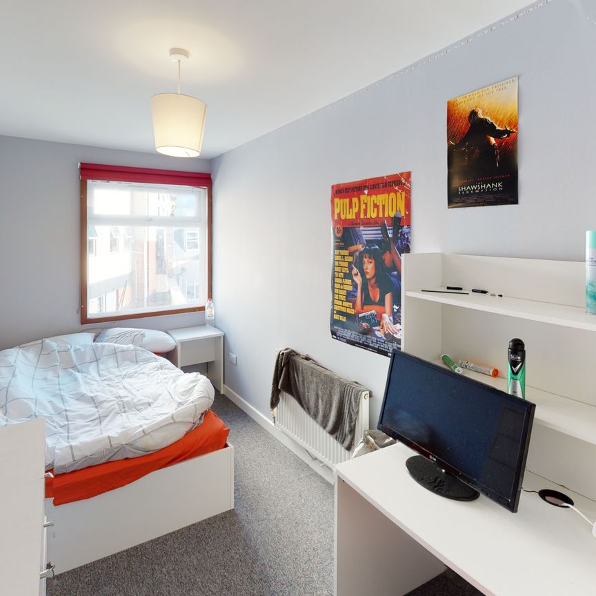 Student Properties to Let - Photo 1