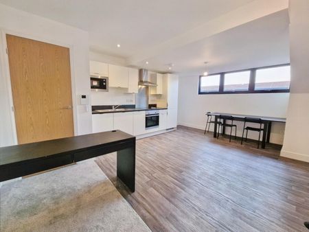 1 bedroom Flat To Let - Photo 4