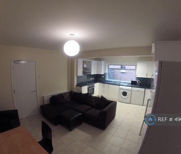 Room in a Shared House, Osbourne Road, SO17 - Photo 1