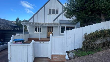 Beautiful bungalow in the heart of Remuera - Photo 2